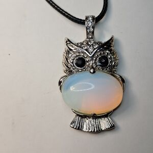 Hammered Owl & Fire Opal Gemstone Necklace (Silvertone)